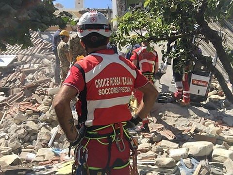 Terremoto, il numero dei morti sale a 267. Domani Mattarella ad Ascoli per funerali