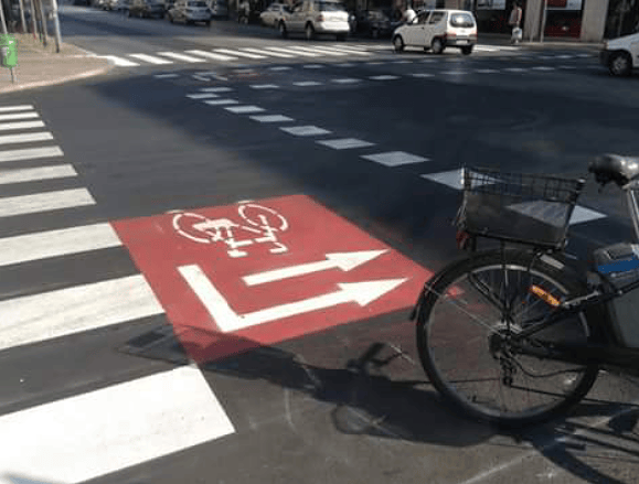 bicicletta corsia preferenziale roma