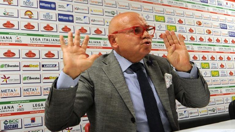 Teramo Calcio, furia Campitelli: “Vivarini dia le dimissioni”