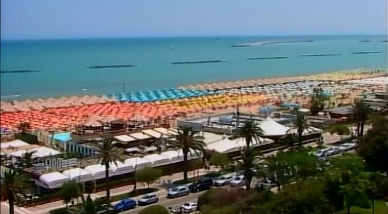 Concessioni balneari in Abruzzo: opposizione denuncia i ritardi per il varo della nuova legge