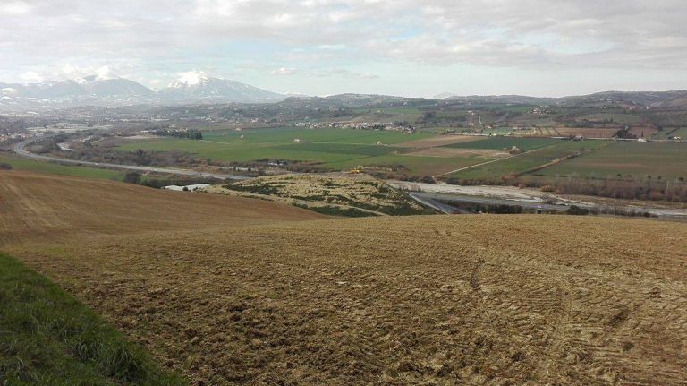 Cattivo odore nella vallata del Tordino: sospetti sulla discarica Cirsu