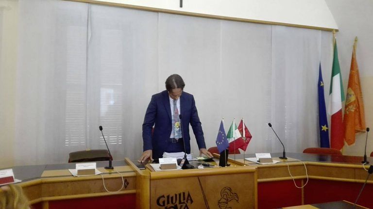 Giulianova, Mastromauro sull’inchiesta “Castrum”: “L’amministrazione è pulita” (VIDEO/FOTO)