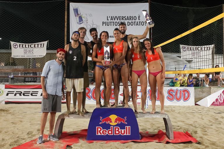 Beach volley: Colzi-Puccinelli e Alfieri-Vitelli trionfano nella prima tappa del Nicolai Tour di Red Bull