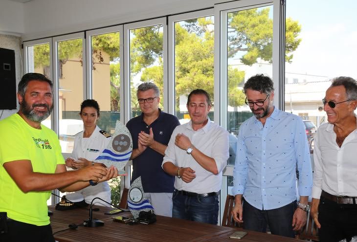 Abruzzo, premiata l’imbarcazione campione del mondo di vela d’altura