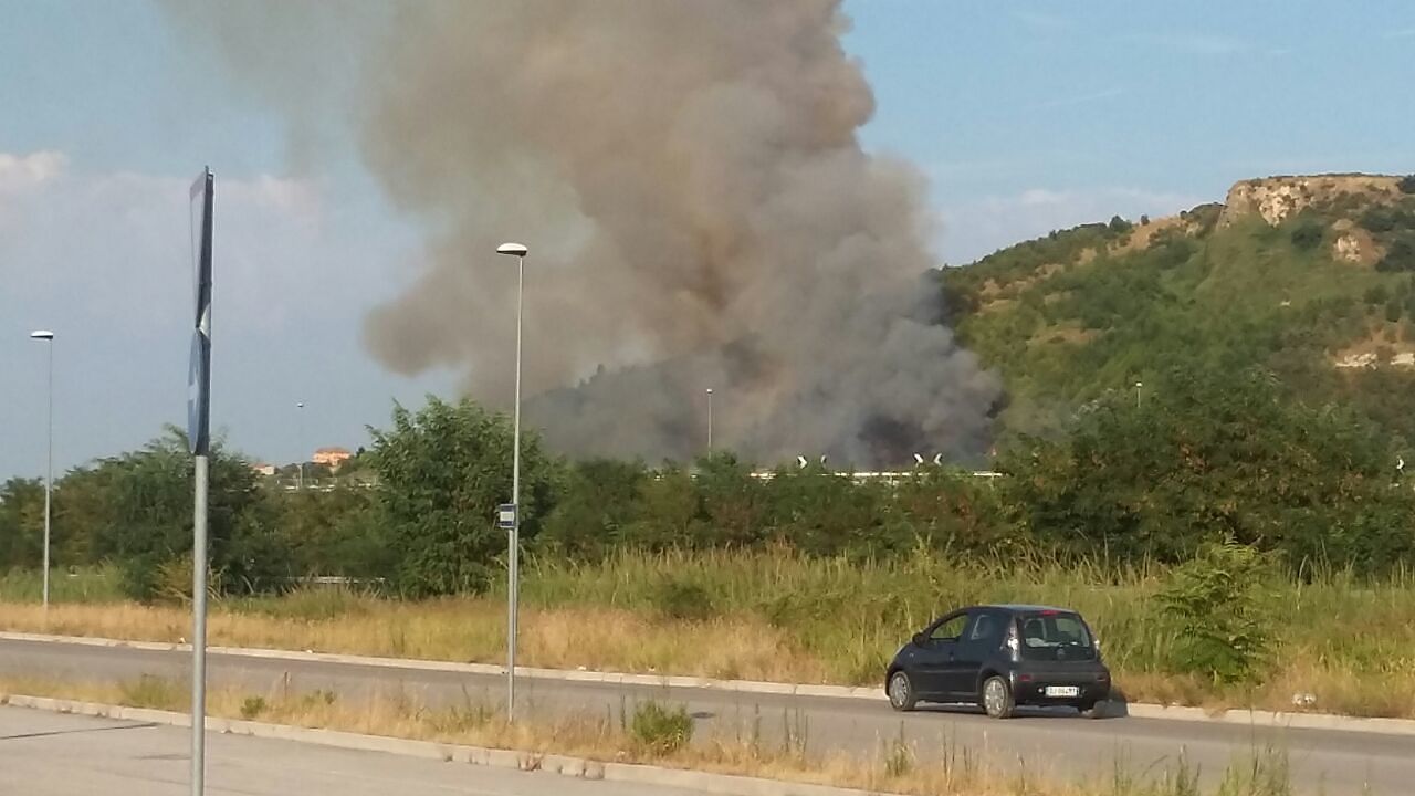 Incendio vicino alla Teramo-mare - Ultime Notizie ...