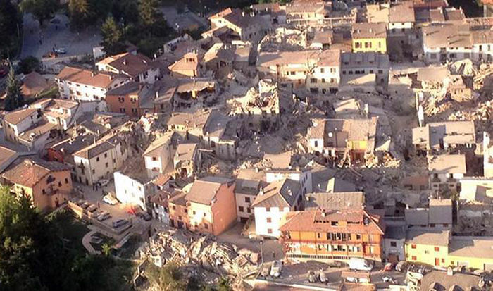 Terremoto devasta il centro Italia, decine le vittime