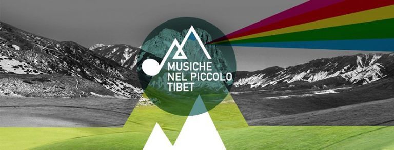 Pink Floyd nel Piccolo Tibet: dopo l’incendio, il concerto si sposta a Castel del Monte
