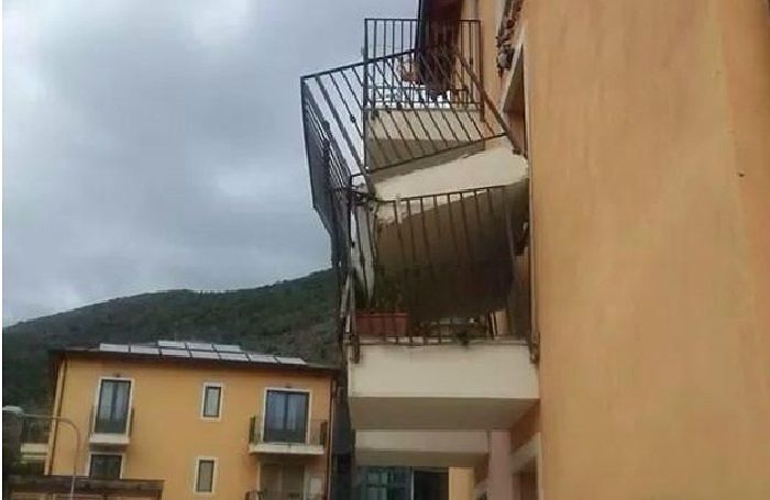 Terremoto L’Aquila, crollo balcone CASE: processo a Piacenza