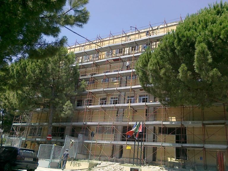 Spoltore, Renzi inaugura la nuova scuola media Alighieri