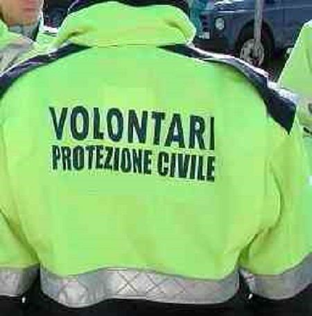 Terremoto Emilia 2012, targa celebrativa per la Protezione Civile abruzzese