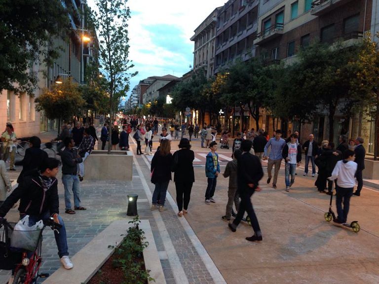 Pescara, Confcommercio: “Riaprire Corso Vittorio a doppio senso”