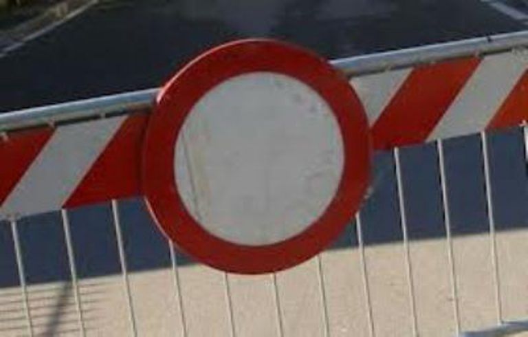 Cepagatti, chiuso per sicurezza il ponte sul Nora: “Zona vestina isolata”