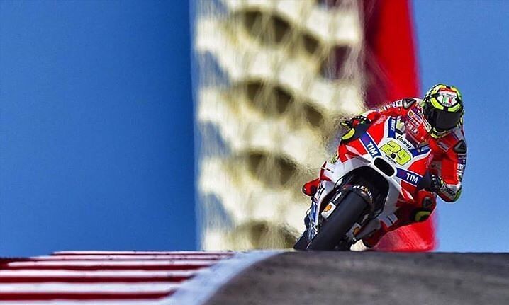 MotoGp, Iannone sale sul podio in Texas