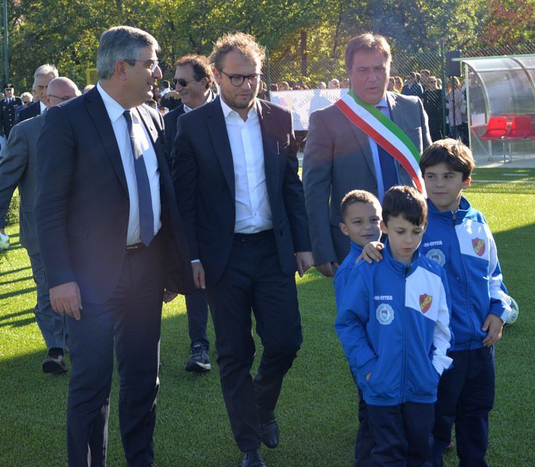 Lettomanoppello, Ministro Lotti inaugura lo stadio “Di Pietrantonio”