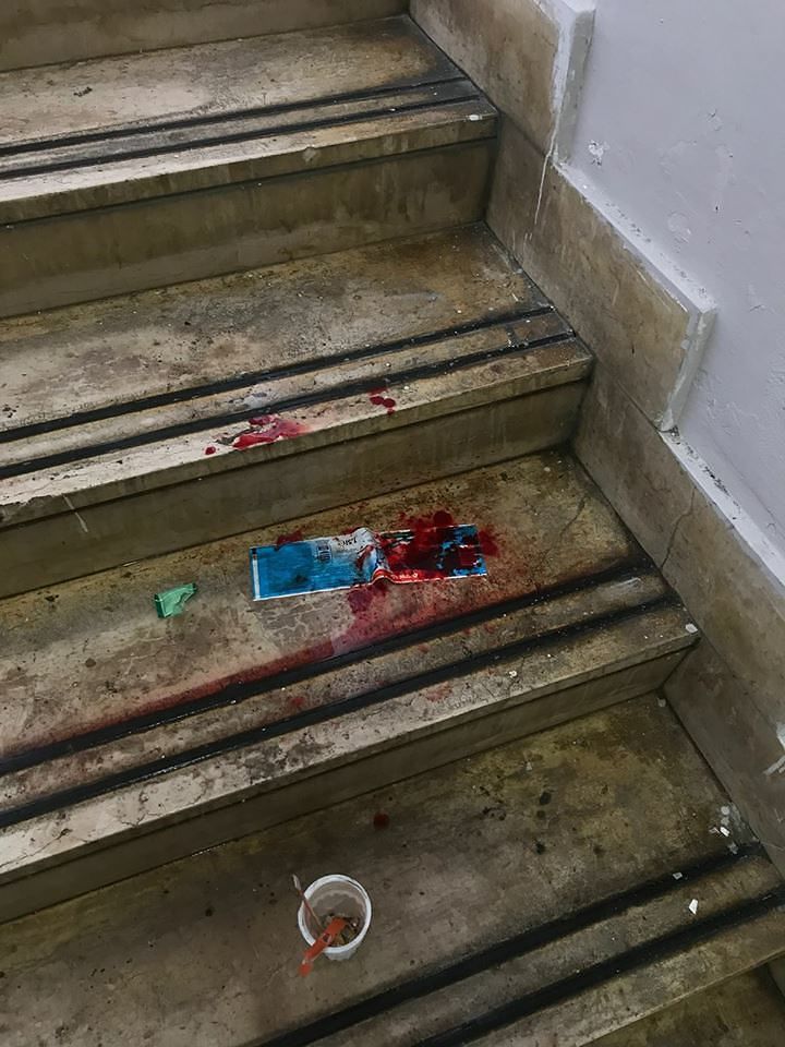 Alba Adriatica, sangue e siringhe nel sottopasso della stazione: nuove segnalazioni