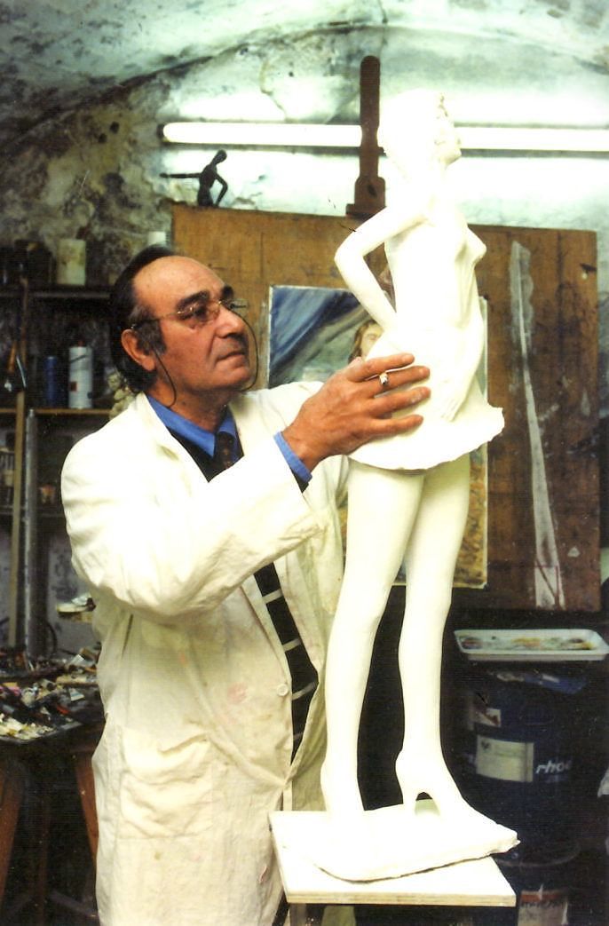 Giulianova piange Roberto Macellaro: il grande artista della statua di Braga