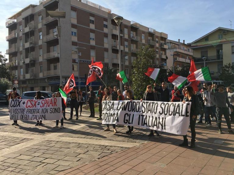Montesilvano, Casa Pound in piazza per “il sociale agli italiani”
