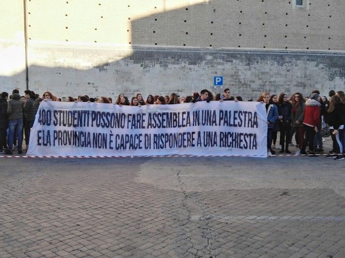Chieti, scuole sicure: protestano gli studenti delle superiori