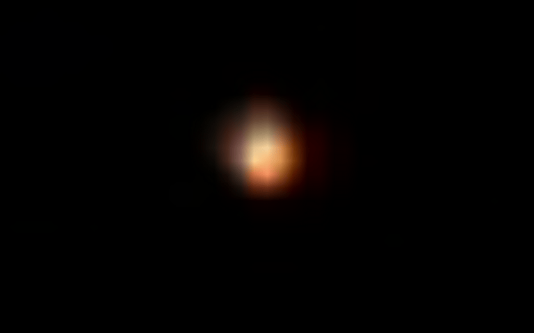 Roseto, strana luce ovale e di colore arancione avvistata nella notte zona Borsacchio