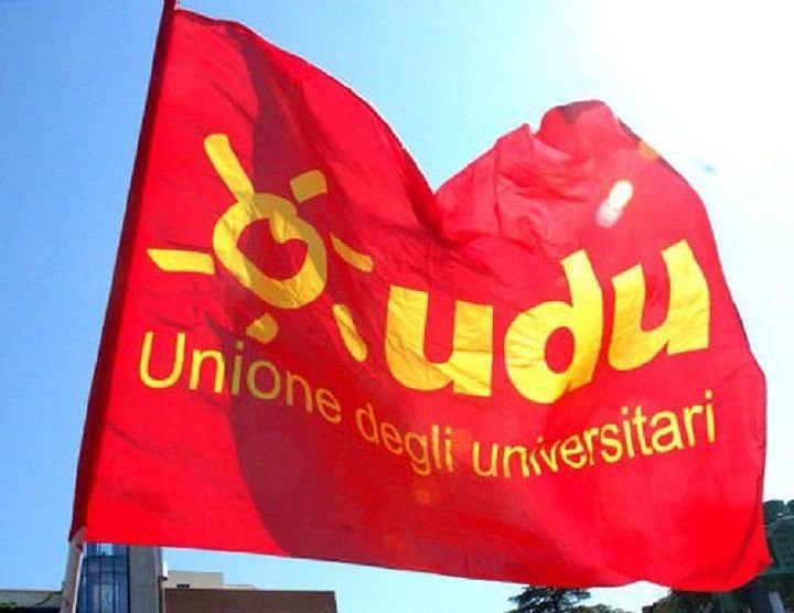 Borse di studio, gli universitari abruzzesi: “Il tempo è scaduto, la Regione si muova”