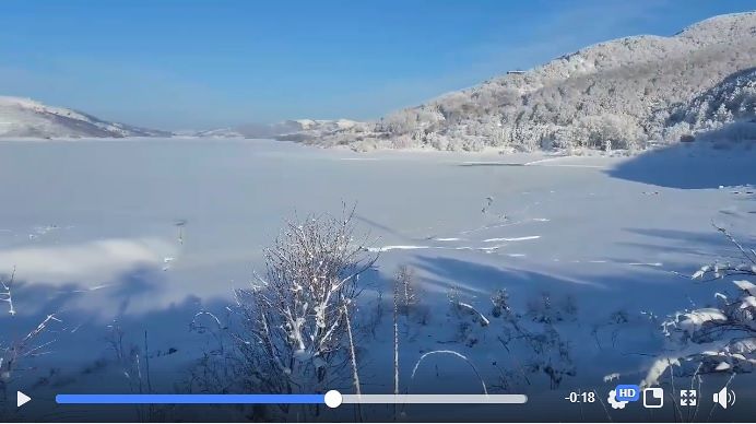Campotosto come Frozen: la magia del lago ghiacciato a -17 VIDEO