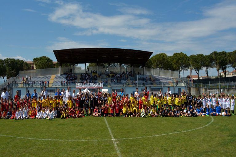 Notaresco, 200 bambini al Savini per il Fun Football 2018