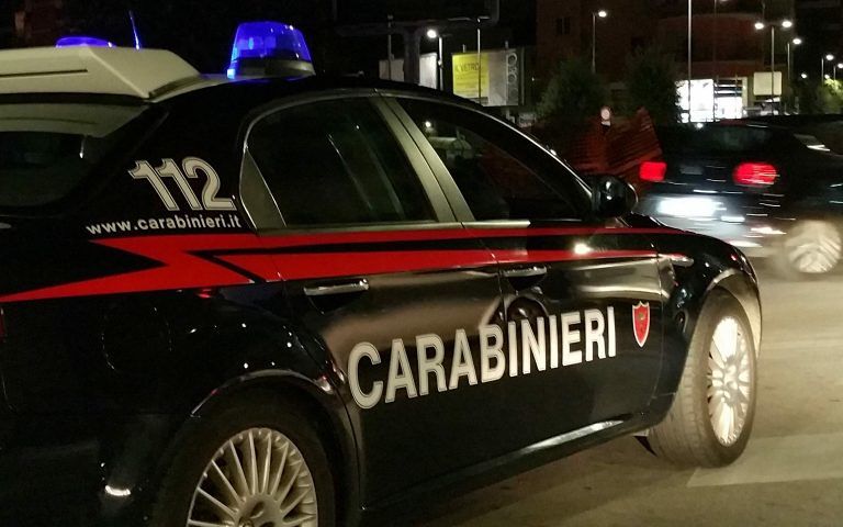 Prostituzione a spaccio: latitante albanese ricercato nel Teramano arrestato nelle Marche