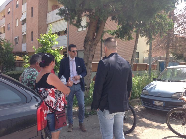Montesilvano, il sindaco torna in via Rimini: “Residenti rispettino le regole”