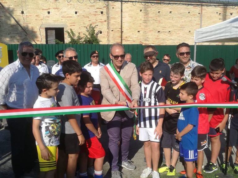 Mutignano: inaugurato il nuovo campo sportivo