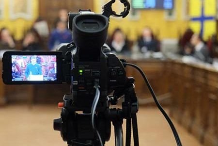 Atri, consiglio comunale in streaming: M5S presenta mozione al Sindaco