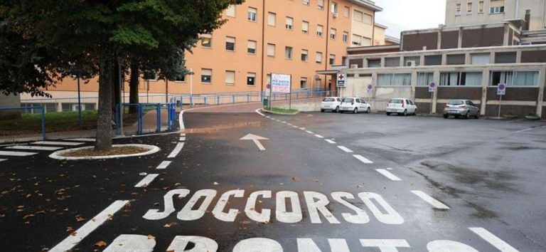 Coronavirus, grave giovane di Pescara: ricoverato in rianimazione