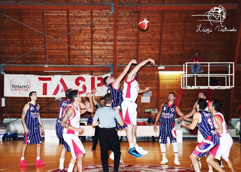 Basket, Teramo a Spicchi domina su Torre de’ Passeri (91-68)