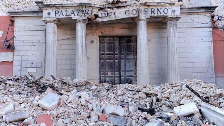 Terremoto centro Italia, manifestazione a Roma per protestare contro il Governo