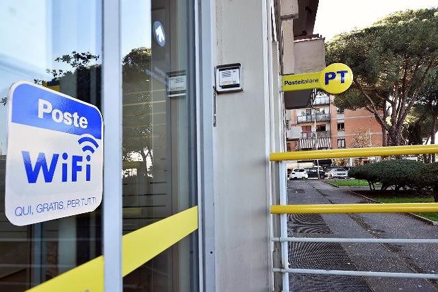 Poste Italiane: wi-fi gratuito in 46 uffici postali dei piccoli comuni della provincia di Chieti