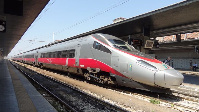 Pescara-Milano: esposto contro l’aumento del biglietto dei treni