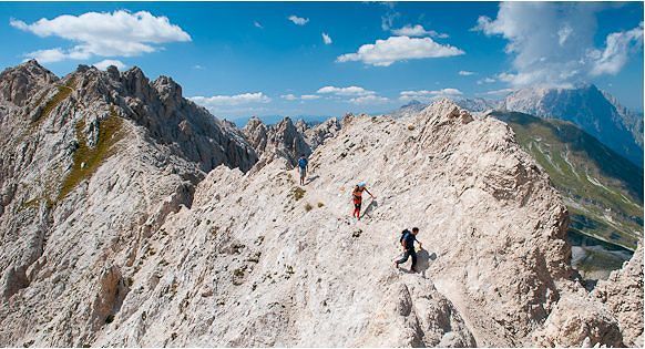 Gran Sasso, escursionista scivola sul Monte Prena e si infortuna: soccorsa con l’elicottero