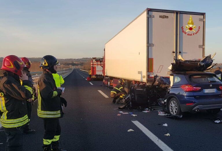 Pescara, scontro sull’autostrada A14: muore un giuliese