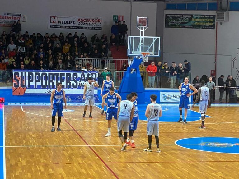 Basket, Pescara batte Termoli a domicilio