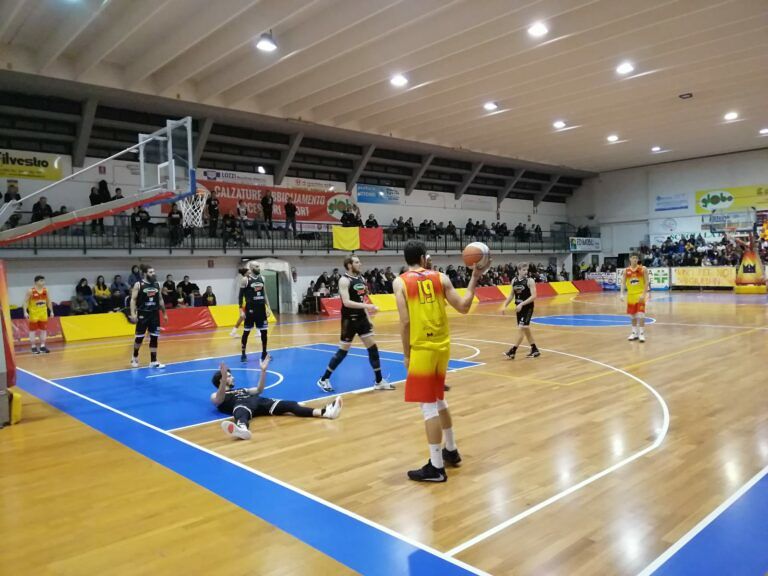 Basket, sconfitta per il Giulianova: Cesena sbanca il PalaCastrum 56-82