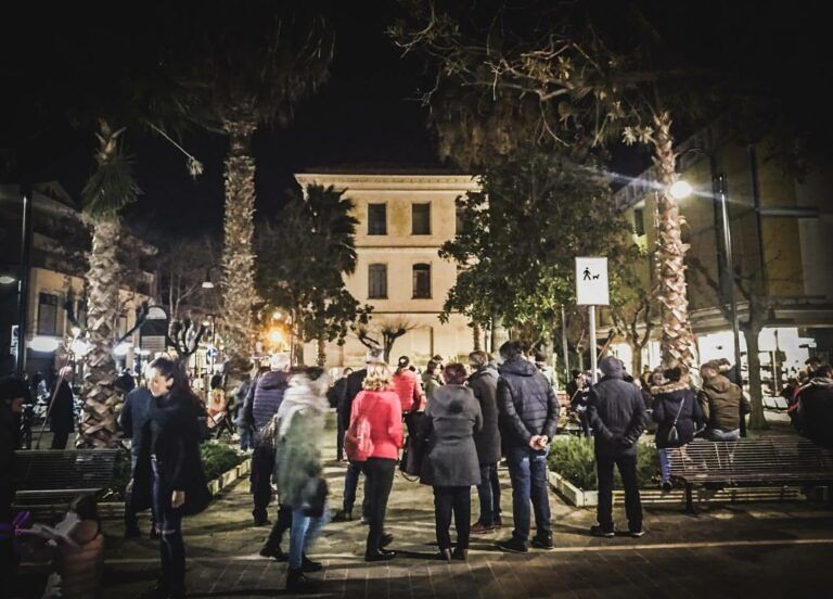 Giulianova, assemblea in piazza per il Corteo No Daspo