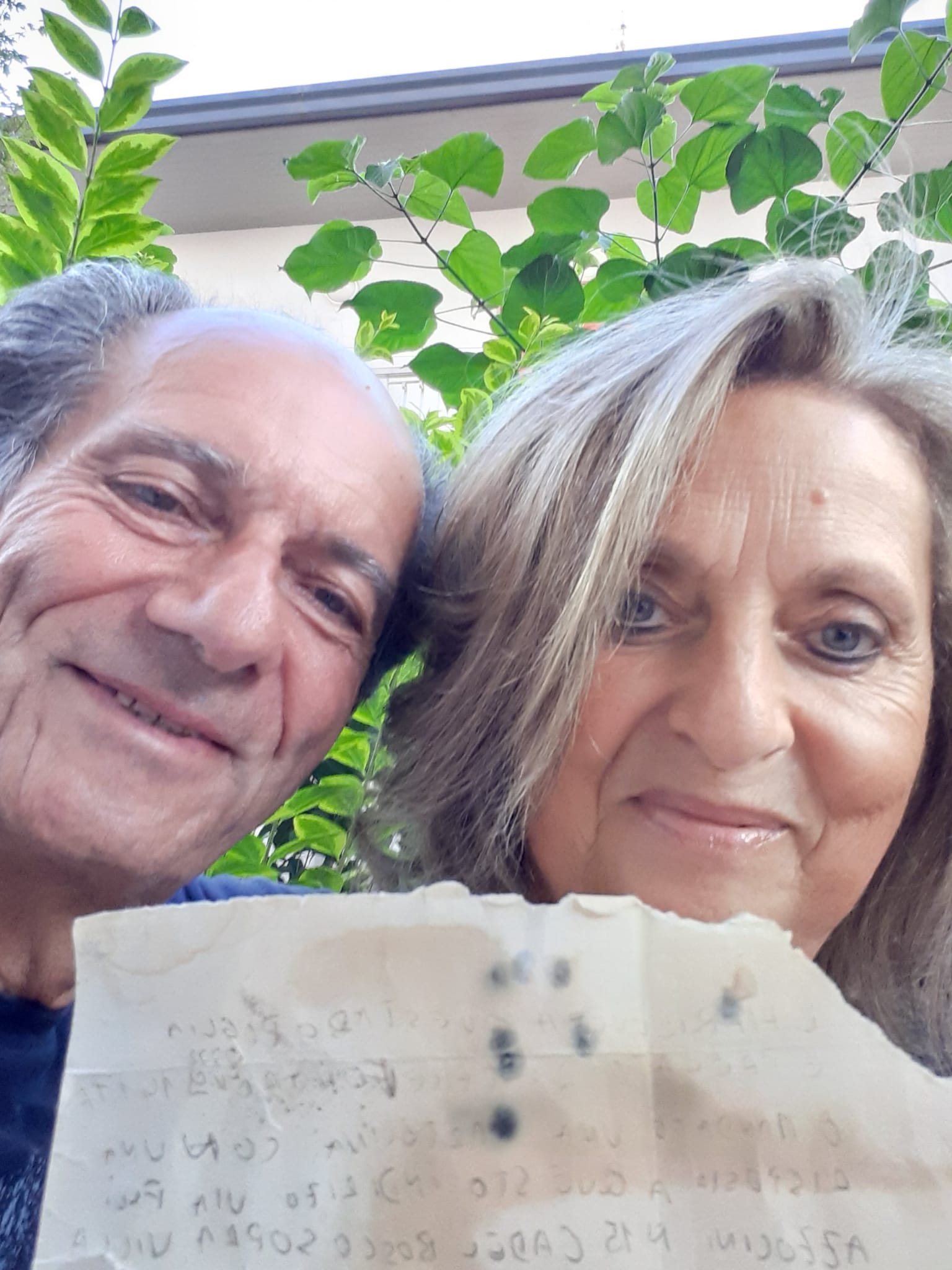 Martinsicuro, la lettera nella bottiglia trovata sulla spiaggia: la favola rivive dopo 26 anni