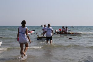 Giulianova, remiamo contro la violenza sulle donne: un mare di solidarietà per i sette comuni della costa teramana