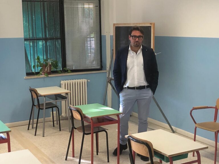 Abruzzo in zona arancione, ma Teramo conferma la Dad per le scuole medie