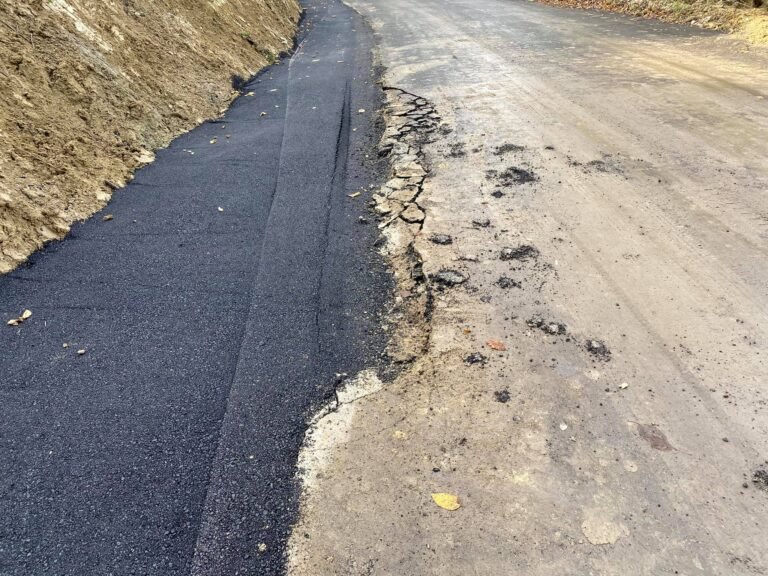Bisenti, nuovo asfalto sulla frana della provinciale di Chioviano: la denuncia FOTO