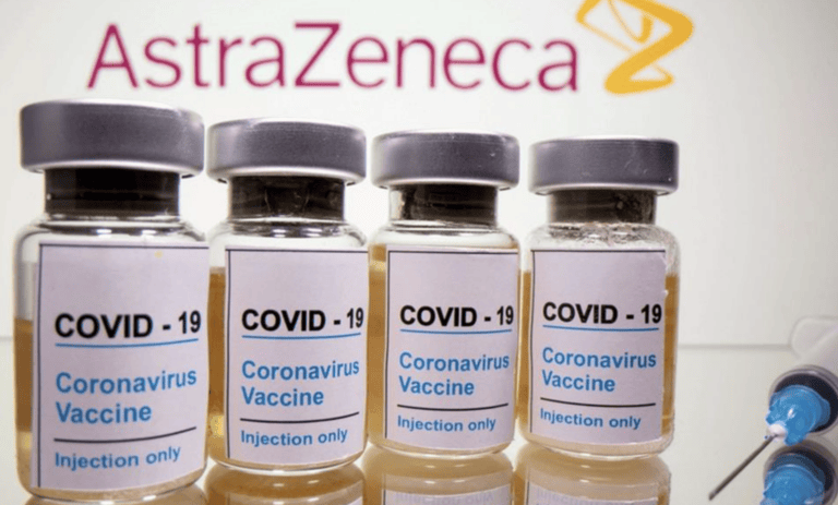 Vaccini Covid, donne in gravidanza: “Valutare AstraZeneca caso per caso”
