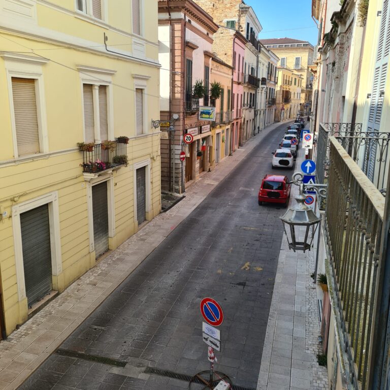 Giulianova, al via gli interventi di manutenzione sulla pavimentazione del tratto sud di Corso Garibaldi