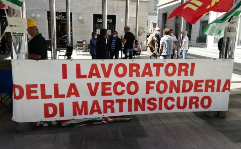 Martinsicuro, lavoratori della Veco senza cassa Covid: il sostegno di Rifondazione
