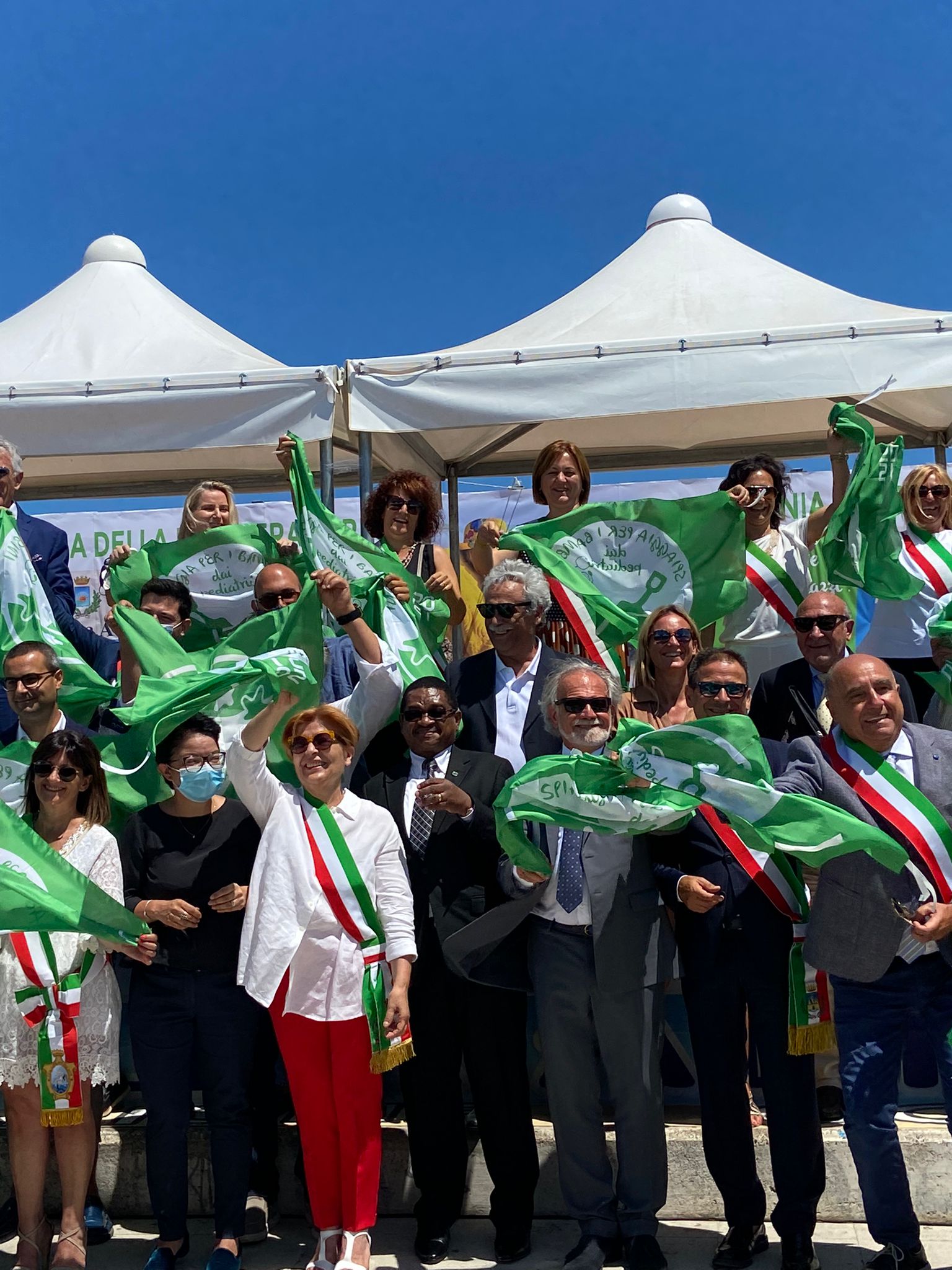 Spiagge a misura di bambino: Alba Adriatica “celebra” 148 località con la Bandiera Verde FOTO