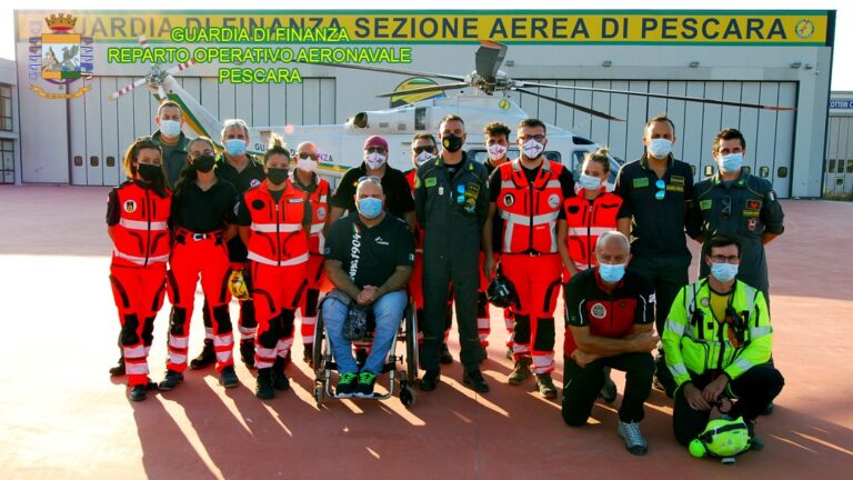 Pescara, Finanza e Anpas Abruzzo insieme per il soccorso aeronavale