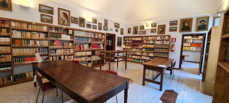 Giulianova, la Biblioteca Bindi riapre anche al mattino